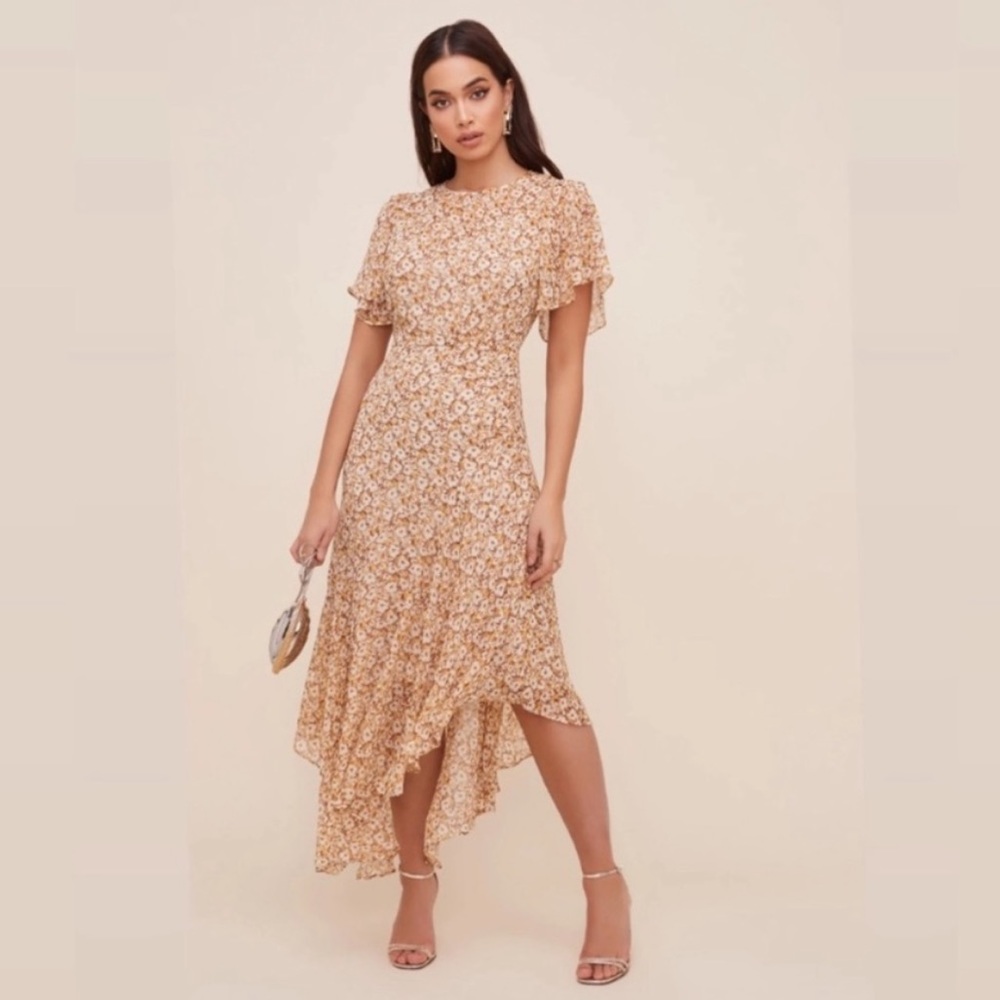 ASTR Flutter Sleeve Maxi Dress in Mustard Multi Daisy